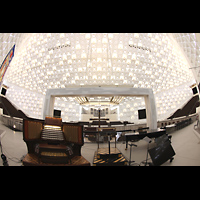 Garden Grove, Christ Cathedral ('Crystal Cathedral'), Blick vom Spieltisch zur Gallery Organ