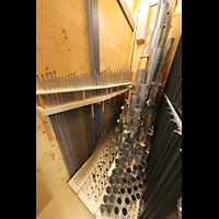 Los Angeles, Walt Disney Concert Hall, Pfeifen der Llamarada mit Compuestas-Mixtur (links, hochgebnkt)