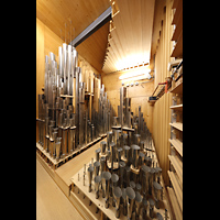 Los Angeles, Walt Disney Concert Hall, Pfeifen im Schwellwerk - oben horizontal: Pfeifen des Pedal-Bourdon 16'