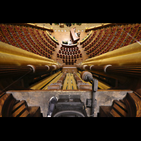 Salt Lake City, Mormon Tabernacle, Blick vom Dach der Orgel entlang der 32'-prospektpfeifen auf die Chorbhne