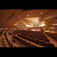 San Francisco, Louise M. Davies Symphony Hall, Blick von hinten rechts in den Saal