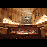 San Francisco, Louise M. Davies Symphony Hall, Blick von der Mitte rechts zur Orgel