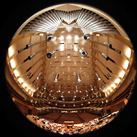 San Francisco, Louise M. Davies Symphony Hall, Gesamter Innenraum mit Blick zur orgel