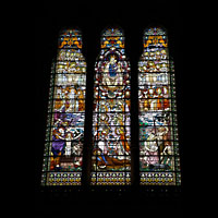 Lyon, Notre-Dame de Fourvière, Bunte Glasfenster