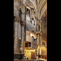 Montserrat, Abadia de Montserrat, Basílica Santa María, Orgel von der Seite (5 MPix)