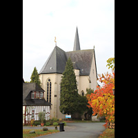 Solms-Oberbiel (bei Wetzlar), Klosterkirche Altenberg, Außenansicht