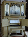 Berlin - Treptow, Bekenntniskirche (Kleinorgel im Gemeindesaal), Orgel / organ