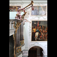 Salzburg, Stiftskirche St. Peter, Seitlicher Blick �ber das R�ckpositiv auf die n�rdliche Seitenwand