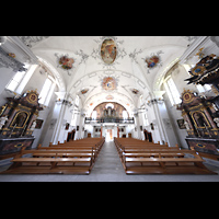 Andermatt, St. Peter und Paul, Innenraum in Richtung Orgel