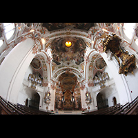 Einsiedeln, Benediktinerabtei, Querhaus mit Marienorgel (links) und Mauritiusorgel (rechts) und Chorraum