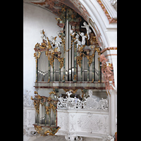 Einsiedeln, Benediktinerabtei, Blick von der Empore der Mauritiusorgel zur Marienorgel