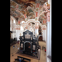 Einsiedeln, Benediktinerabtei, Seitlicher Blick von der r�ckw�rtigen Epore in die Kirche, vorne die Gnadenkapelle