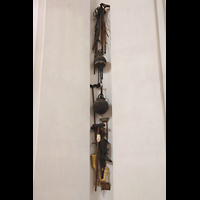 Einsiedeln, Benediktinerabtei, Installation an einer der S�ulen