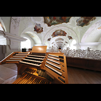 Engelberg, Klosterkirche, Spieltisch seitlich mit Blick in die Kirche