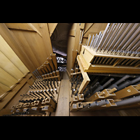 Engelberg, Klosterkirche, Pfeifen des Kleinpedals (Subbass, Stillged., 8', 4', Aliquote, Hintersatz, Fagott)