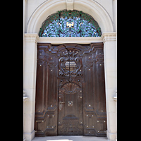 Lachen, Pfarrkirche Heilig Kreuz, Hauptportal