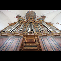 Lachen, Pfarrkirche Heilig Kreuz, Orgel mit Spieltisch perspektivisch
