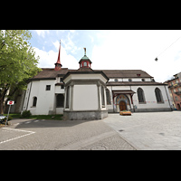 Luzern, Franziskanerkirche St. Maria in der Au, Ansicht von Norden vom Franziskanerplatz