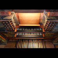 Muri, Klosterkirche St. Martin, Hauptorgelsieltisch von oben (beleuchtet)