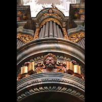 Muri, Klosterkirche St. Martin, Mittleres Prospektfeld mit Figur