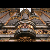 Muri, Klosterkirche St. Martin, Hauptorgelprospekt perspektivisch - Blick vom Spieltisch nach oben