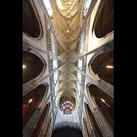 Praha (Prag), Katedr�la sv. V�ta (St. Veits-Dom), Hauptorgel und Hauptschiffgew�lbe