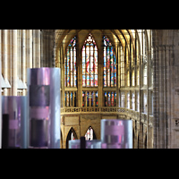 Praha (Prag), Katedr�la sv. V�ta (St. Veits-Dom), Blick �ber die Pfeifen des Prospekt-Prestant 32' zum Chor mit Obergaden