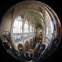 Praha (Prag), Katedr�la sv. V�ta (St. Veits-Dom), Seitlicher Blick auf Solowerke, Hauptwerk und Prospektpfeifen in den Dom