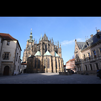 Praha (Prag), Katedr�la sv. V�ta (St. Veits-Dom), Ansicht vom Platz U Svat�ho Jir� von Osten