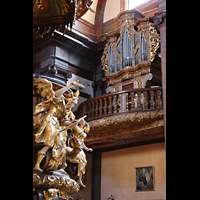 Praha (Prag), Kostel sv. Franti�ka z Assisi (Kreuzherrenkirche), Kanzel und Orgel