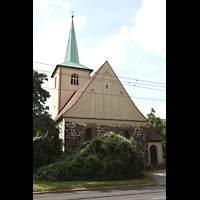 Berlin, Alte Pfarrkirche (Dorfkirche Lichtenberg), Ansicht von Osten von der M�llendorffstra�e