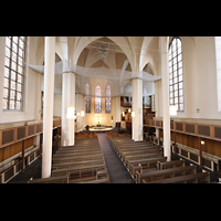 Bonn, Kreuzkirche, Blick von der r�ckw�rtigen Empore in die Kirche und zur Orgel