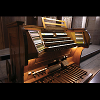 Halle (Saale), Moritzkirche, Spieltisch seitlich