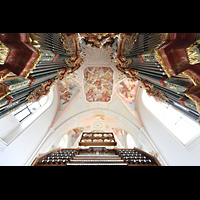 Ochsenhausen, Klosterkirche St. Georg, Blick vom Hauptorgelspieltisch nach oben aufs mittlere Prospektfeld