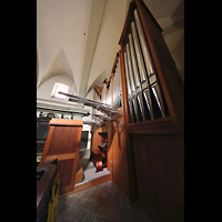 Barcelona, Oratori Sant Felip Neri (Montserrat-Torrent-Orgel), Orgel mit Chamaden seitlich