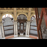 Barcelona, Palacio Nacional Montju�c (Montjuich), Blick vom Deckenger�st von oben auf die Orgel