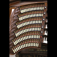 Barcelona, Palacio Nacional Montju�c (Montjuich), Linke Registerstaffel