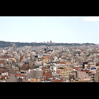 Barcelona, La Sagrada Familia, Ausblick von einem der Passionst�rme zum Montjuic