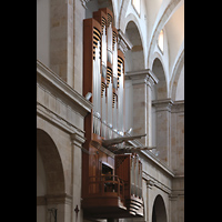 La Selva del Camp, Sant Andreu, Orgel seitlich vom Chorraum aus gesehen