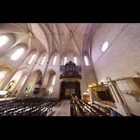 Montblanc, Santa Maria la Major, Blick vom n�rdlichen Seitenschiff zur Orgel