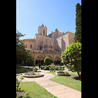 Tarragona, Catedral de Santa Tecla, Kreuzgang-Hof mit Blick auf die Kathedrale