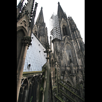 Köln (Cologne), Dom St. Peter und Maria, Blick aus dem Aufzug zur Langhausorgel auf die Türme