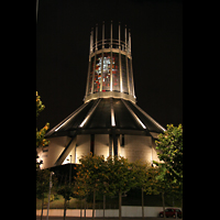 Liverpool, Metropolitan Cathedral of Christ the King, Metropolitan Cathedral bei Nacht