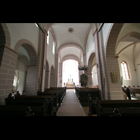Hxter, Ev. Stadtkirche St. Kiliani, Innenraum / Hauptschiff in Richtung Chor
