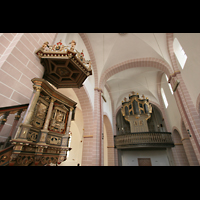 Hxter, Ev. Stadtkirche St. Kiliani, Kanzel und Orgel