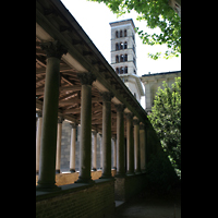 Potsdam, Friedenskirche am Park Sanssouci, Sulengang und Kirchturm