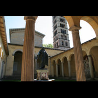 Potsdam, Friedenskirche am Park Sanssouci, Atrium mit Christusstatue