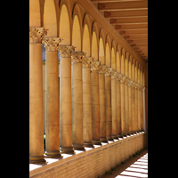 Potsdam, Friedenskirche am Park Sanssouci, Sulen des Kreuzgangs