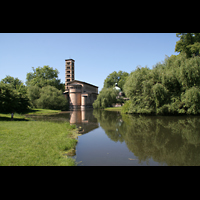 Potsdam, Friedenskirche am Park Sanssouci, Blick vom Friedensteich aus