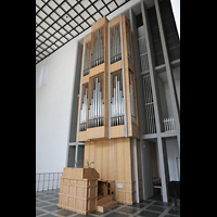 Dlmen, Heilig-Kreuz-Kirche, Orgel mit Spieltisch